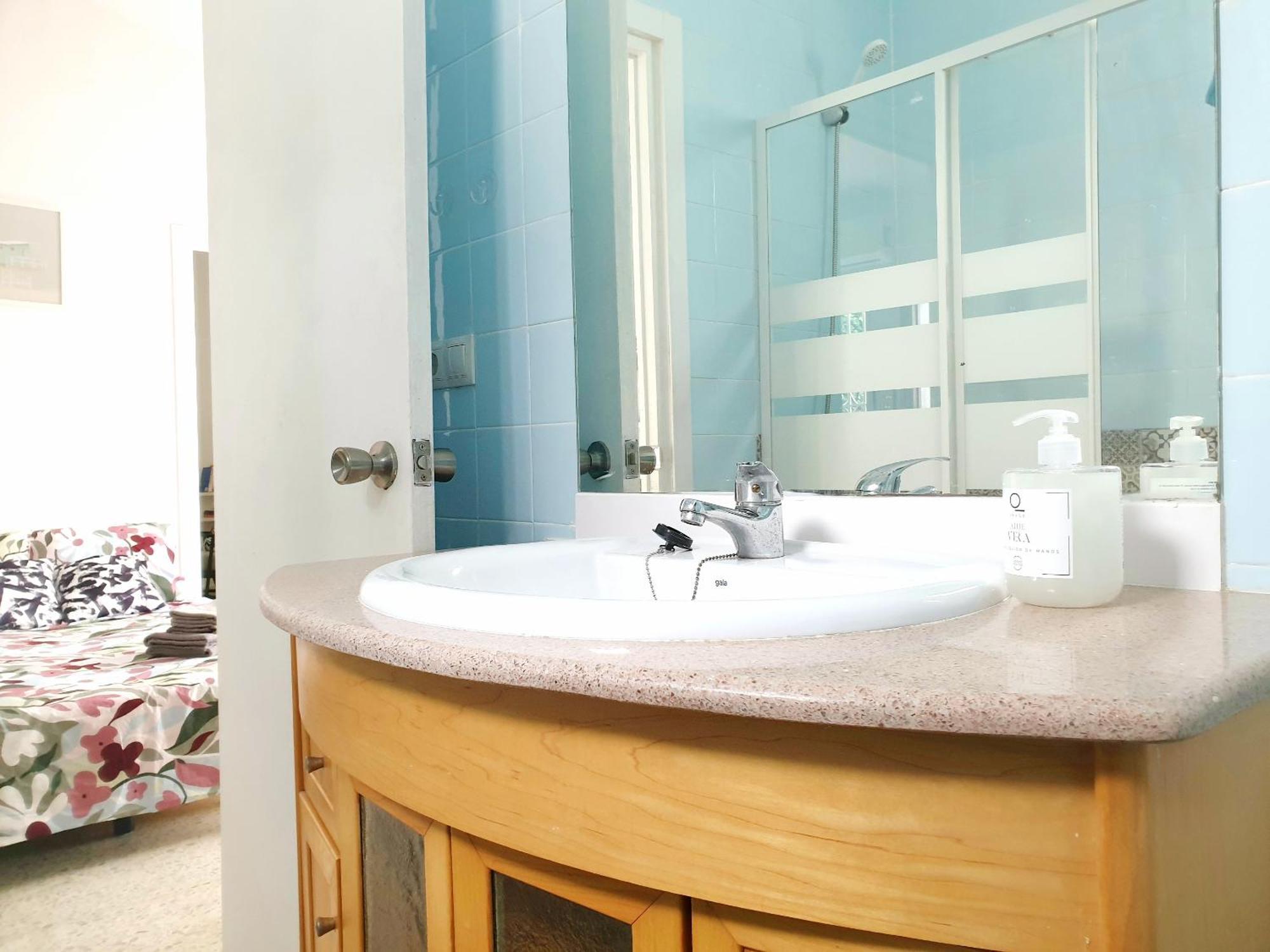 Sunny Malaga Centre Flats, 2 Options, With Balcony Or Terrace Málaga Exterior foto